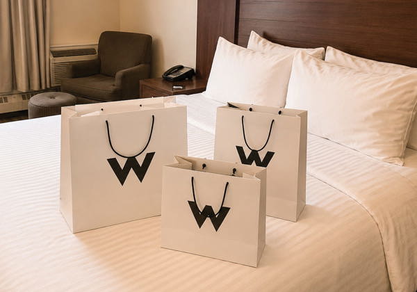 wem-inn-rooms-1king-shopping.jpg