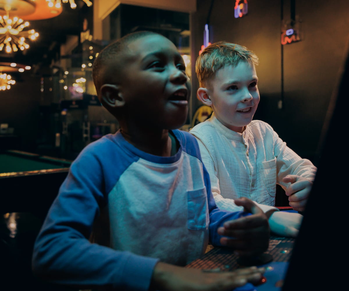wem-attraction-eds-bowling-arcade.jpg